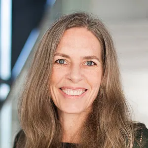 Head and shoulders photo of Christel Scholten.