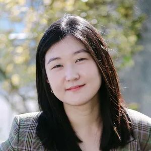 Head and shoulders photo of Sunyoung Suh.