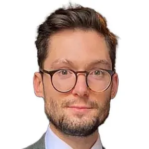 Head and shoulders photo of Thomas Van Rompaey.