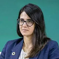 Head and shoulders photo of Ariane Pevide.