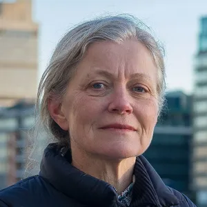 Head and shoulders photo of Emma Howard-Boyd.