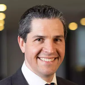 Head and shoulders photo of Thomas Tayler.