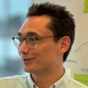 Head and shoulders photo of David Caygill.