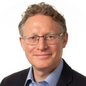 Head and shoulders photo of Rowan Douglas.