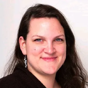 Head and shoulders photo of Anja Fahlenkamp.
